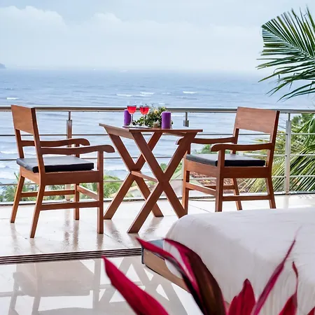 Staymaster Exquisite Edge Water Escape 4Br Pool